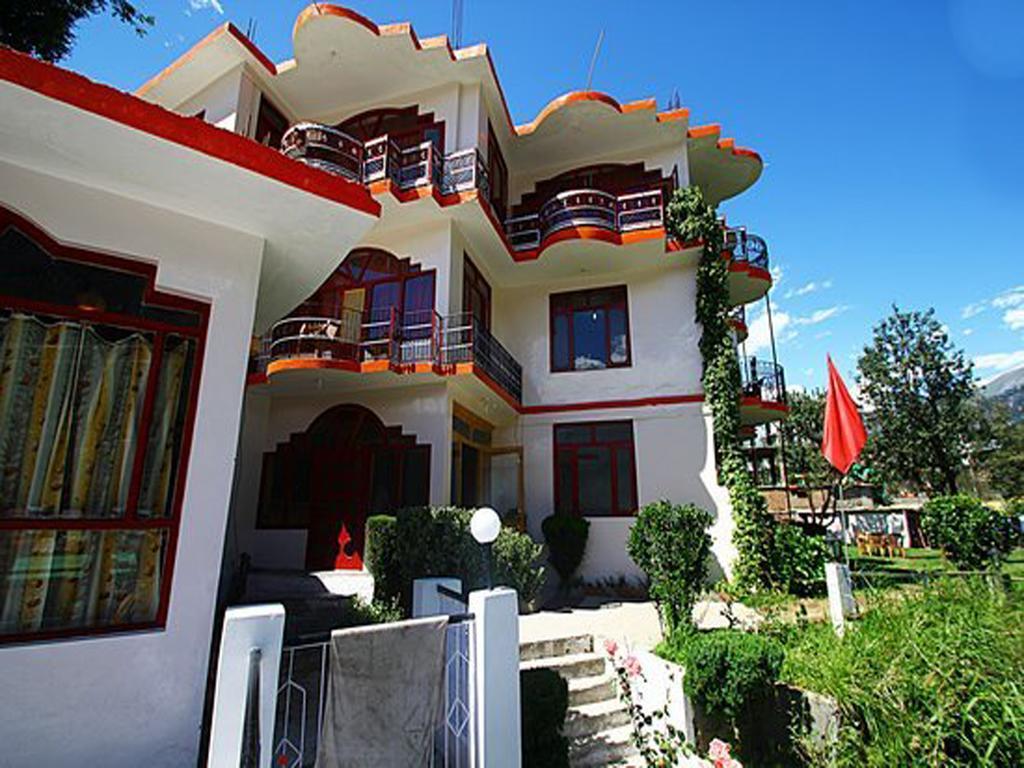Himanshu Resorts Manāli Buitenkant foto