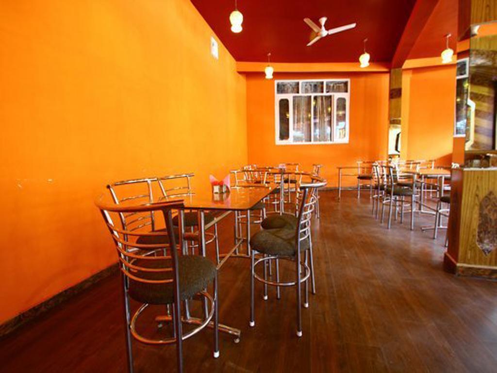 Himanshu Resorts Manāli Buitenkant foto