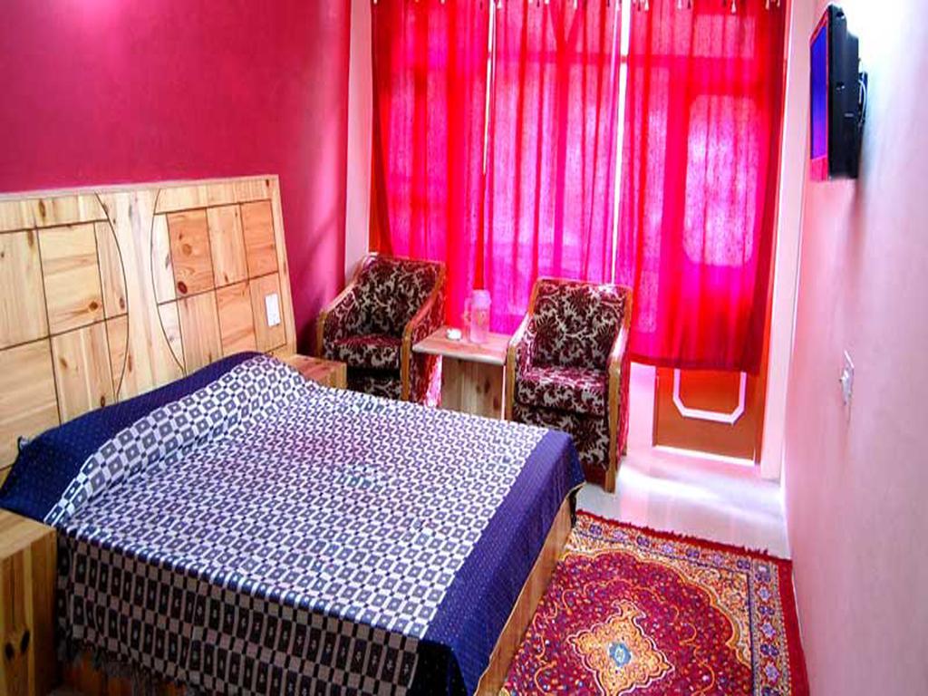 Himanshu Resorts Manāli Kamer foto