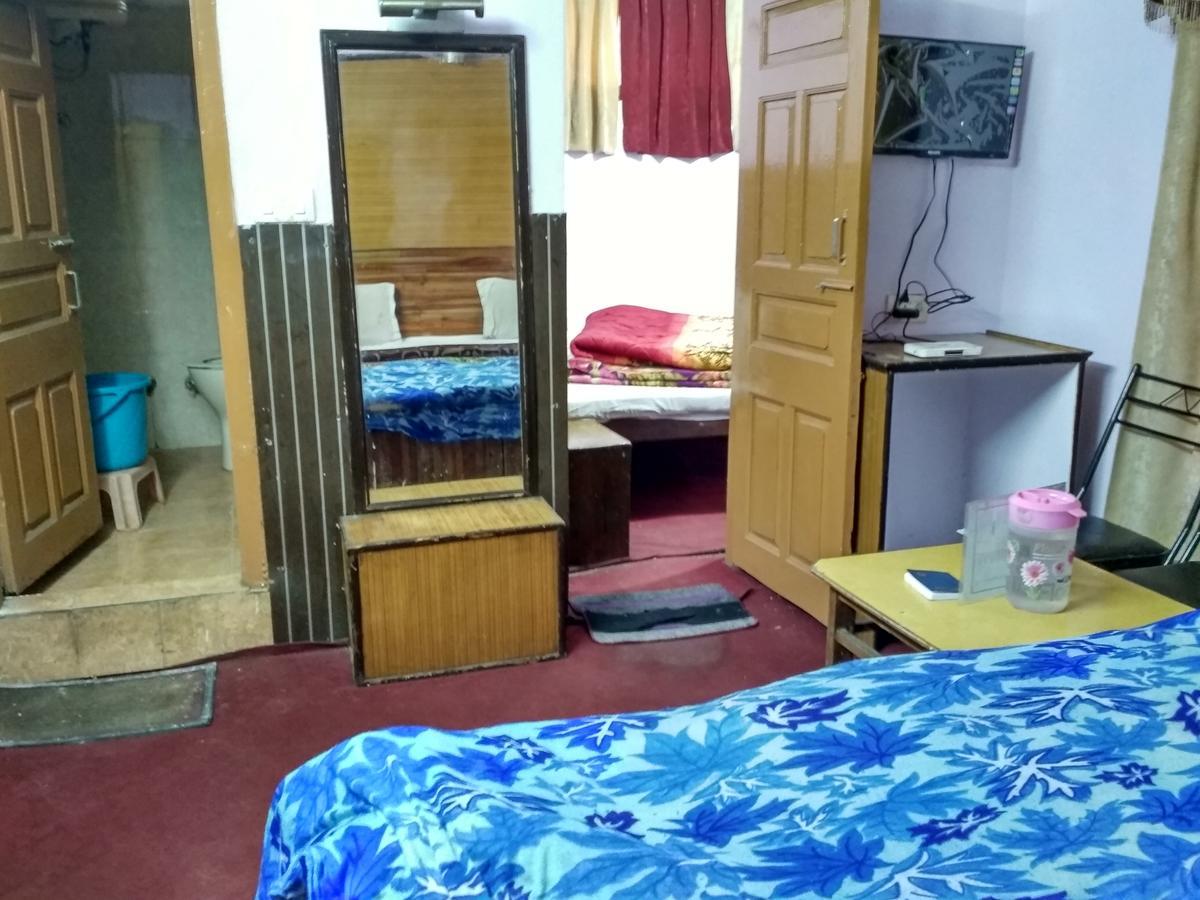 Himanshu Resorts Manāli Buitenkant foto