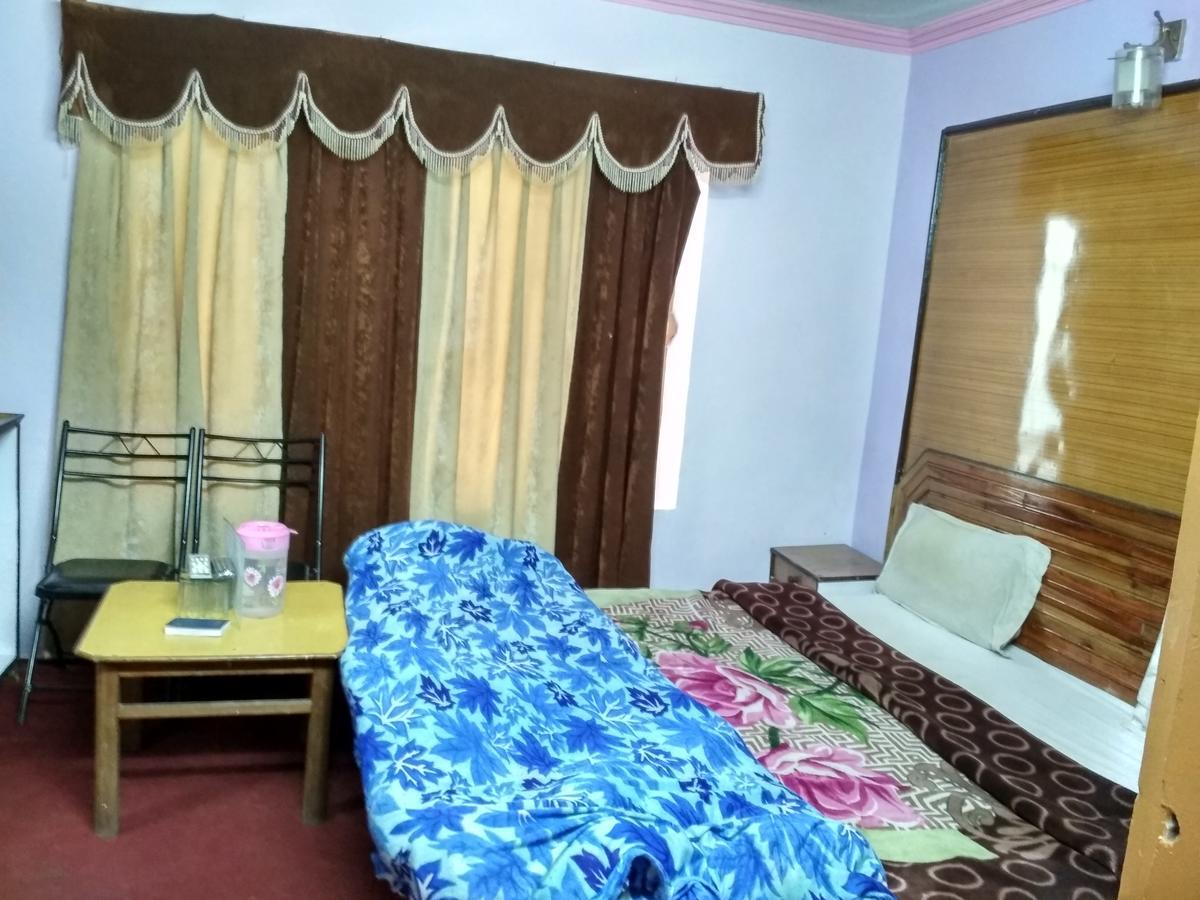 Himanshu Resorts Manāli Buitenkant foto